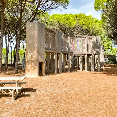 Mobilhome 6 Pers Au Castellas بيت للعطل