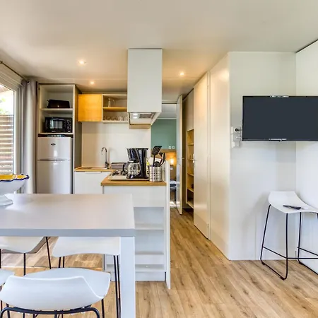 Mobilhome 6 Pers Au Castellas